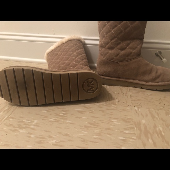 MK boots - Picture 3 of 3